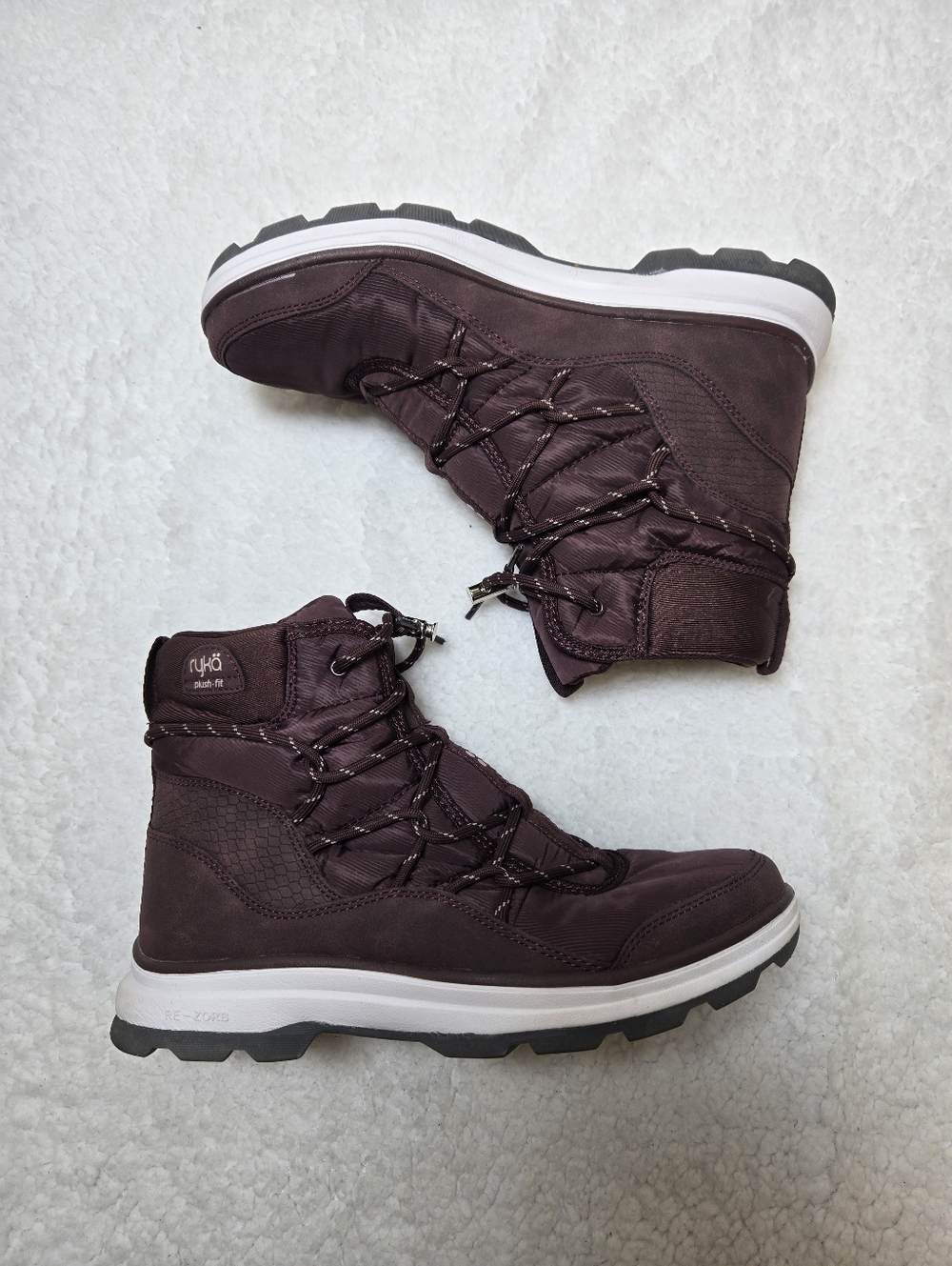 RYKA Brae Exotic Water Repellant Bungee Winter Boots Burgandy 8.5